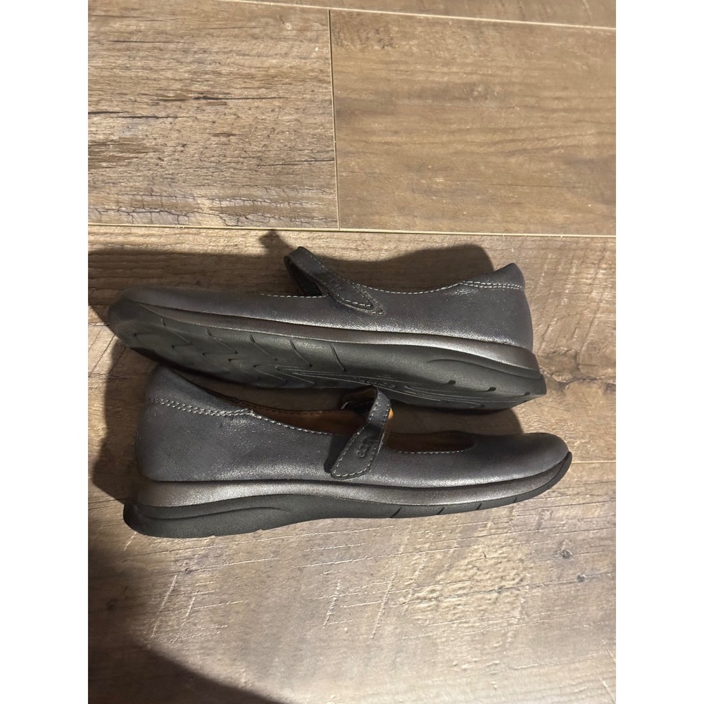 Earth Origins Gray Metallic Leather Mary Jane Flats Shoes Womens 9M - Picture 4 of 6